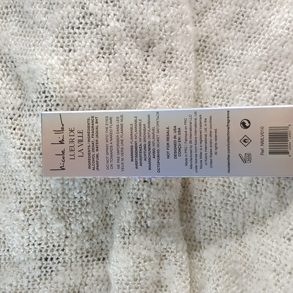 Nicole Miller Lueur De La Ville Fragrance, 10ml/0.34fl oz - Picture 6 of 9